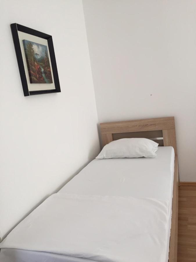 Em Apartments Ulcinj Exterior foto
