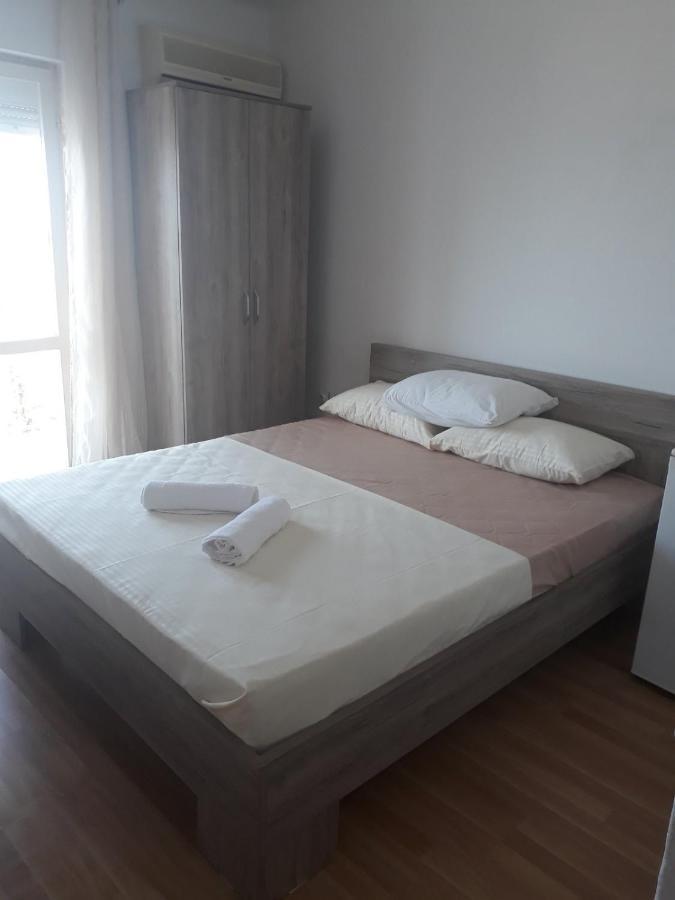Em Apartments Ulcinj Exterior foto