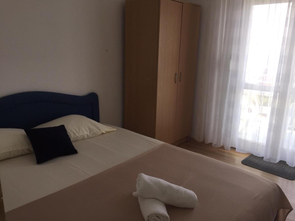 Em Apartments Ulcinj Exterior foto