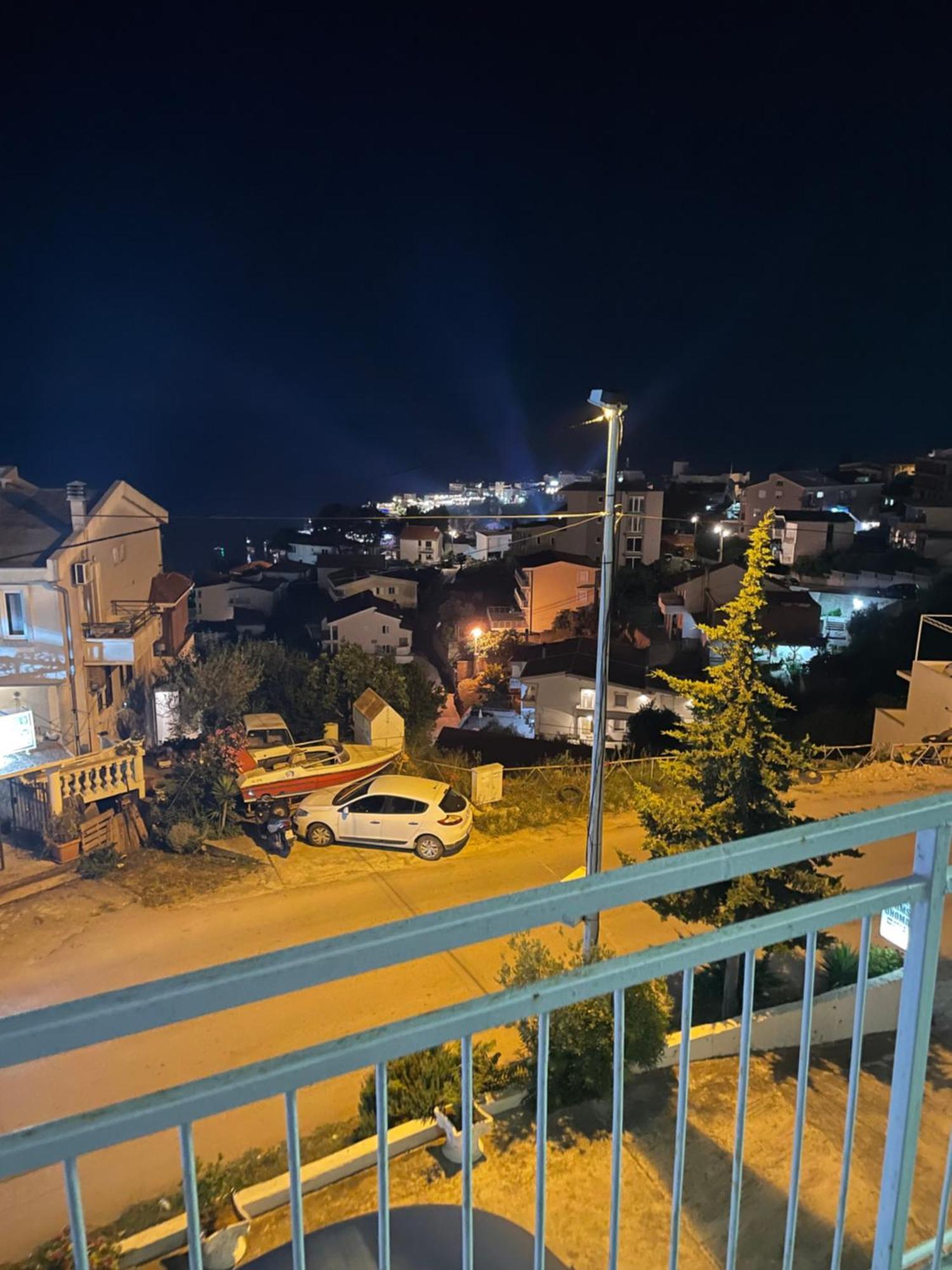 Em Apartments Ulcinj Exterior foto